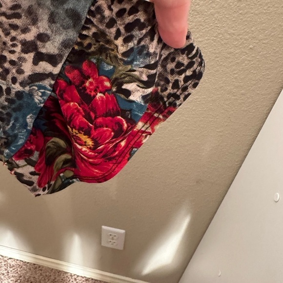 Now N Forever Boho Artsy Mixed Media Tunic 3/4 Sleeve Floral Animal Print Size M - Picture 7 of 8